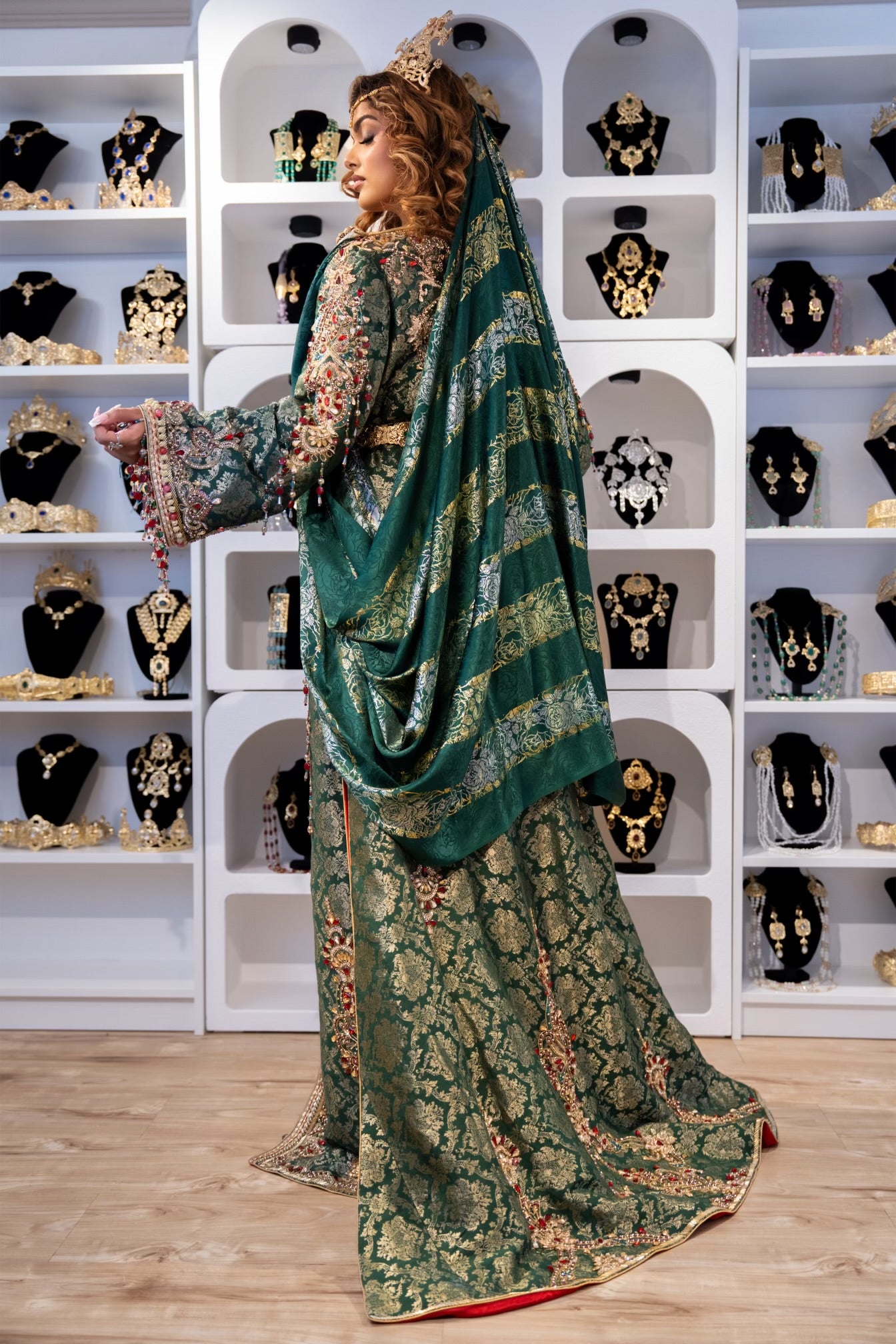 KHADRA ⚜️taille 34 à 40⚜️
