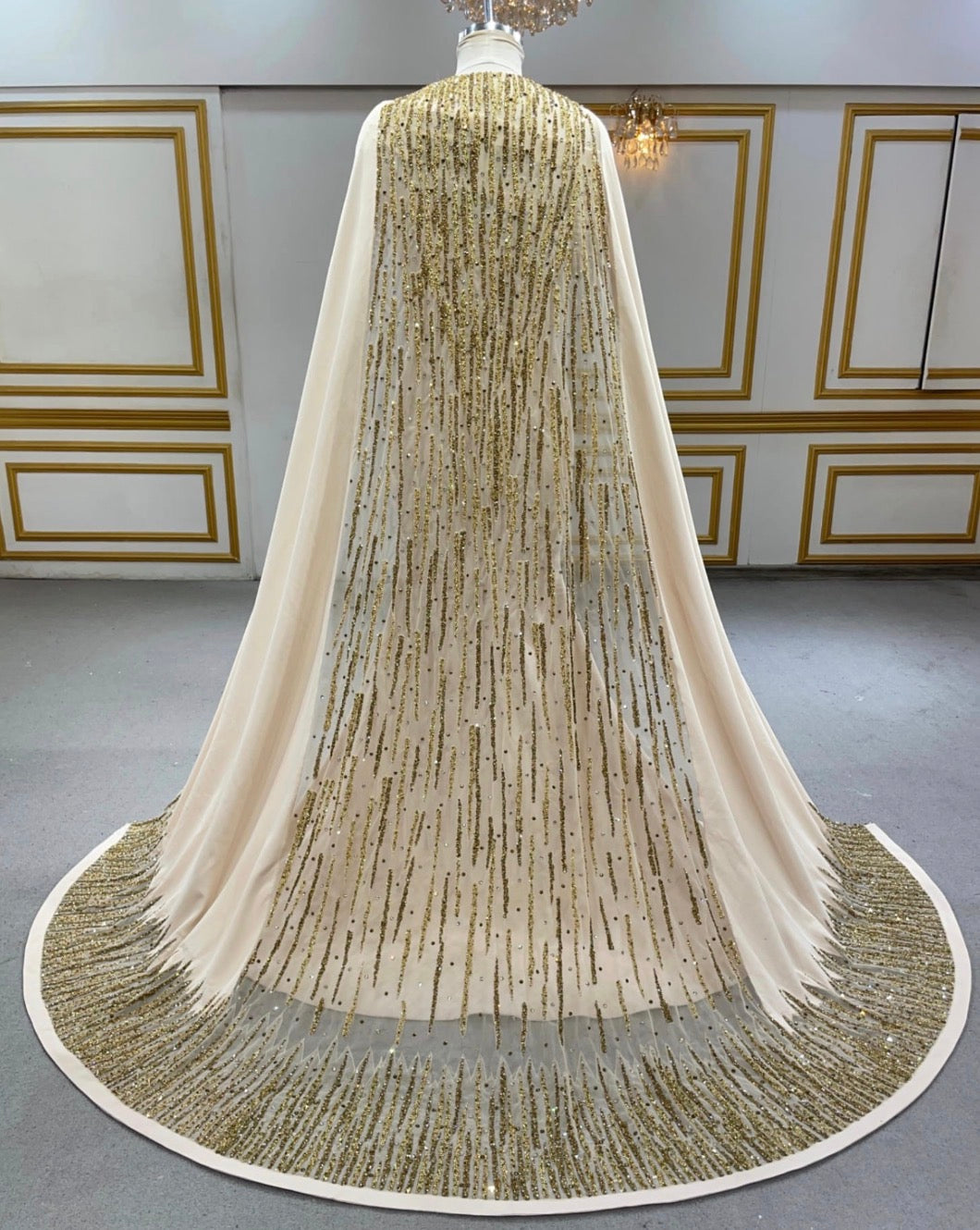 NAHLA ⚜️taille 34 à 40⚜️