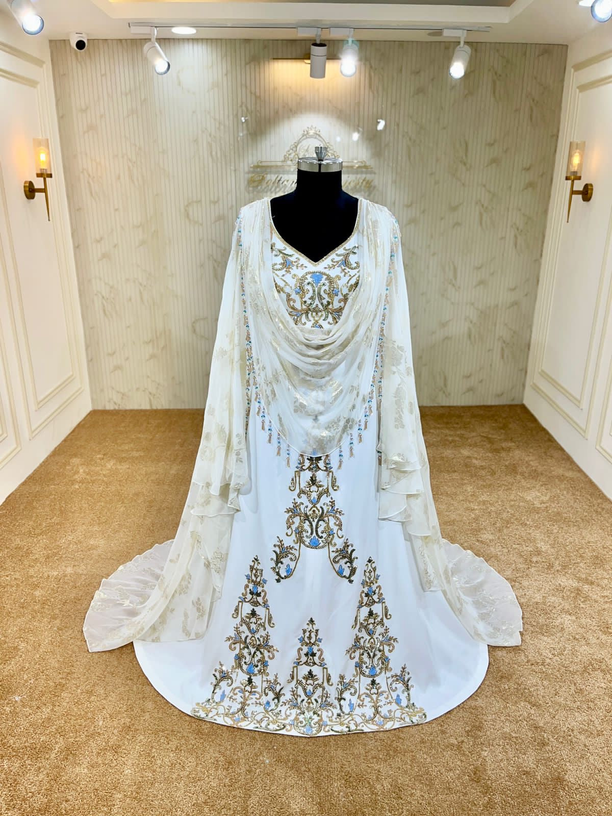YONA ⚜️taille 34 à 46⚜️