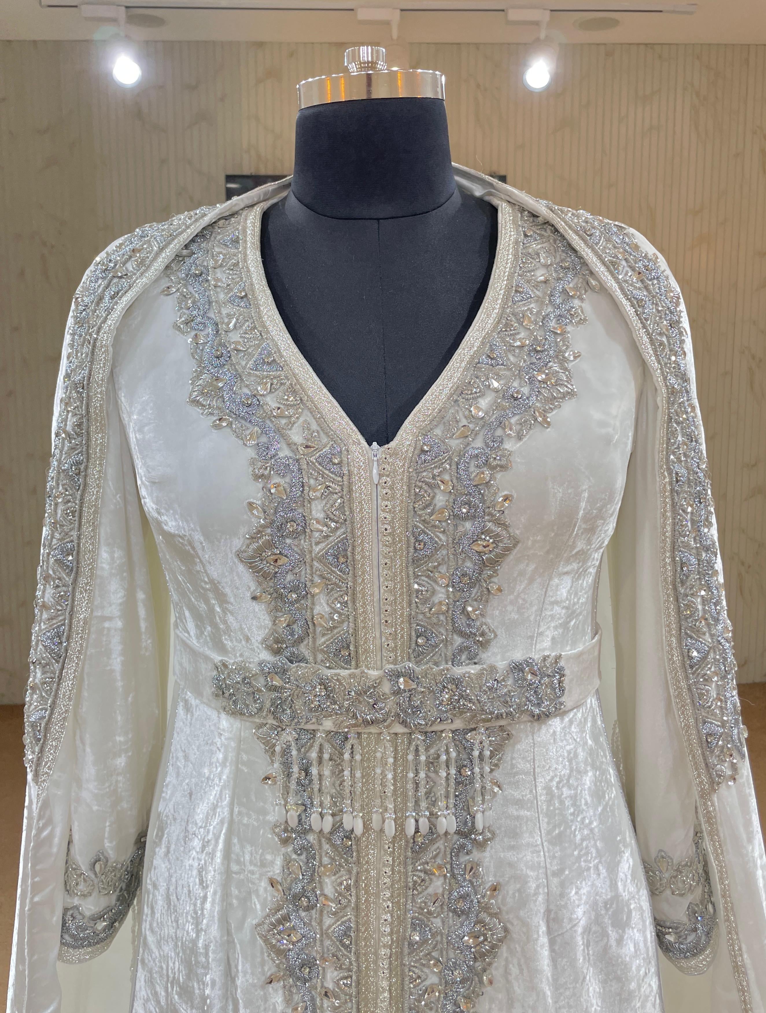MALAKIYA BLANC ARGENTÉ ⚜️taille 38 à 46⚜️