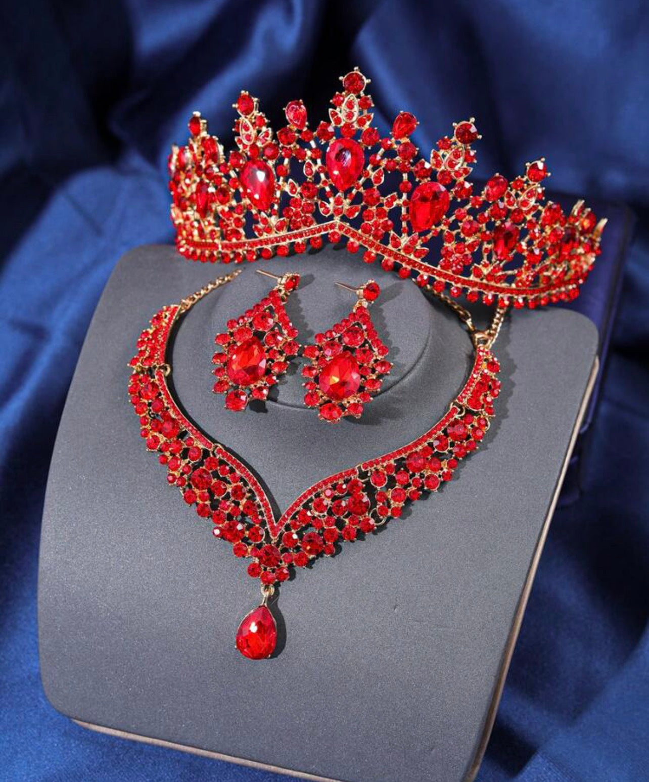 SARRAH ⚜️taille 38 à 46⚜️