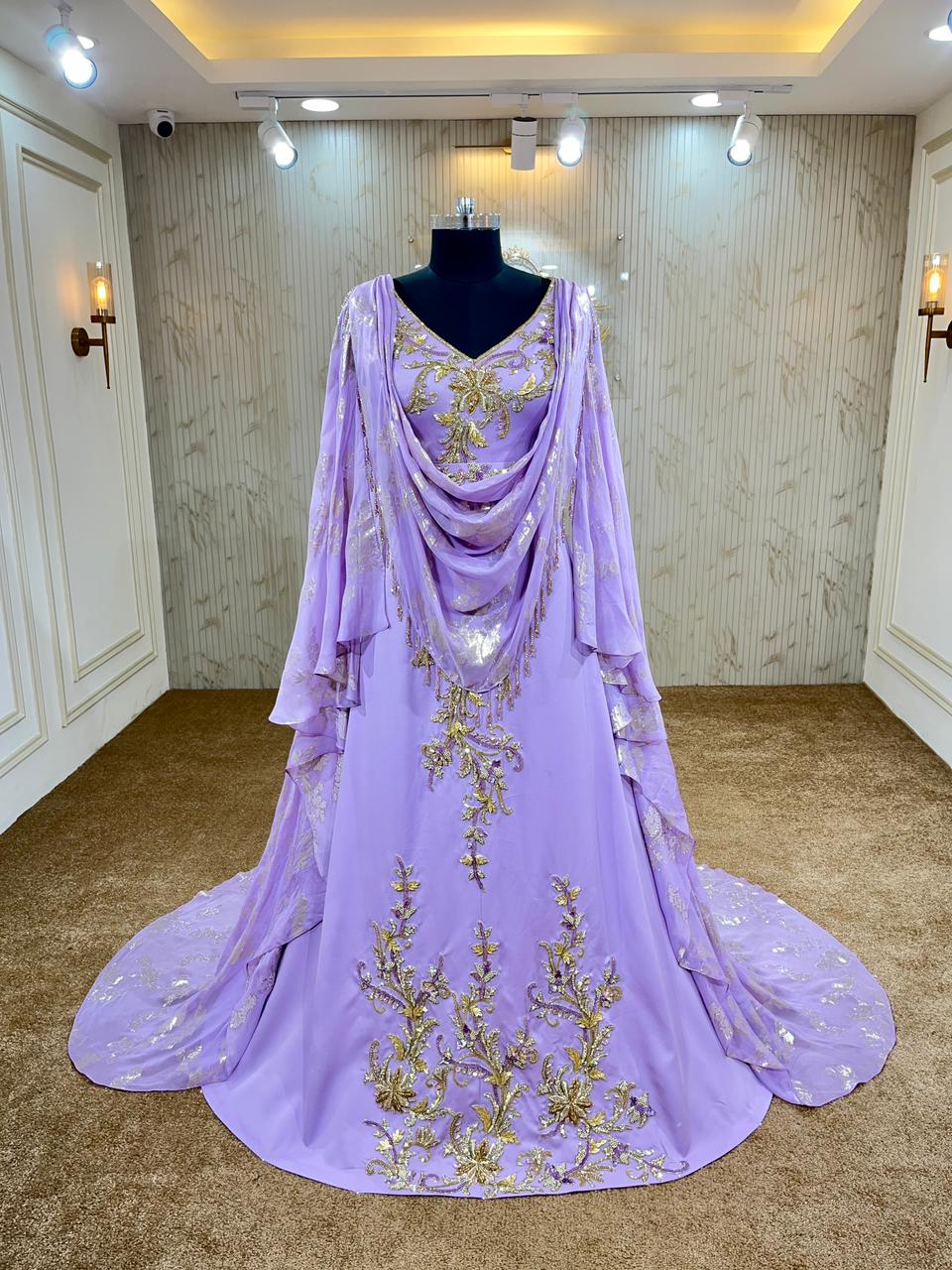 NARJES ⚜️taille 34 à 46⚜️