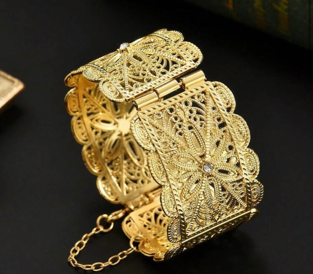 YONA ⚜️taille 34 à 46⚜️